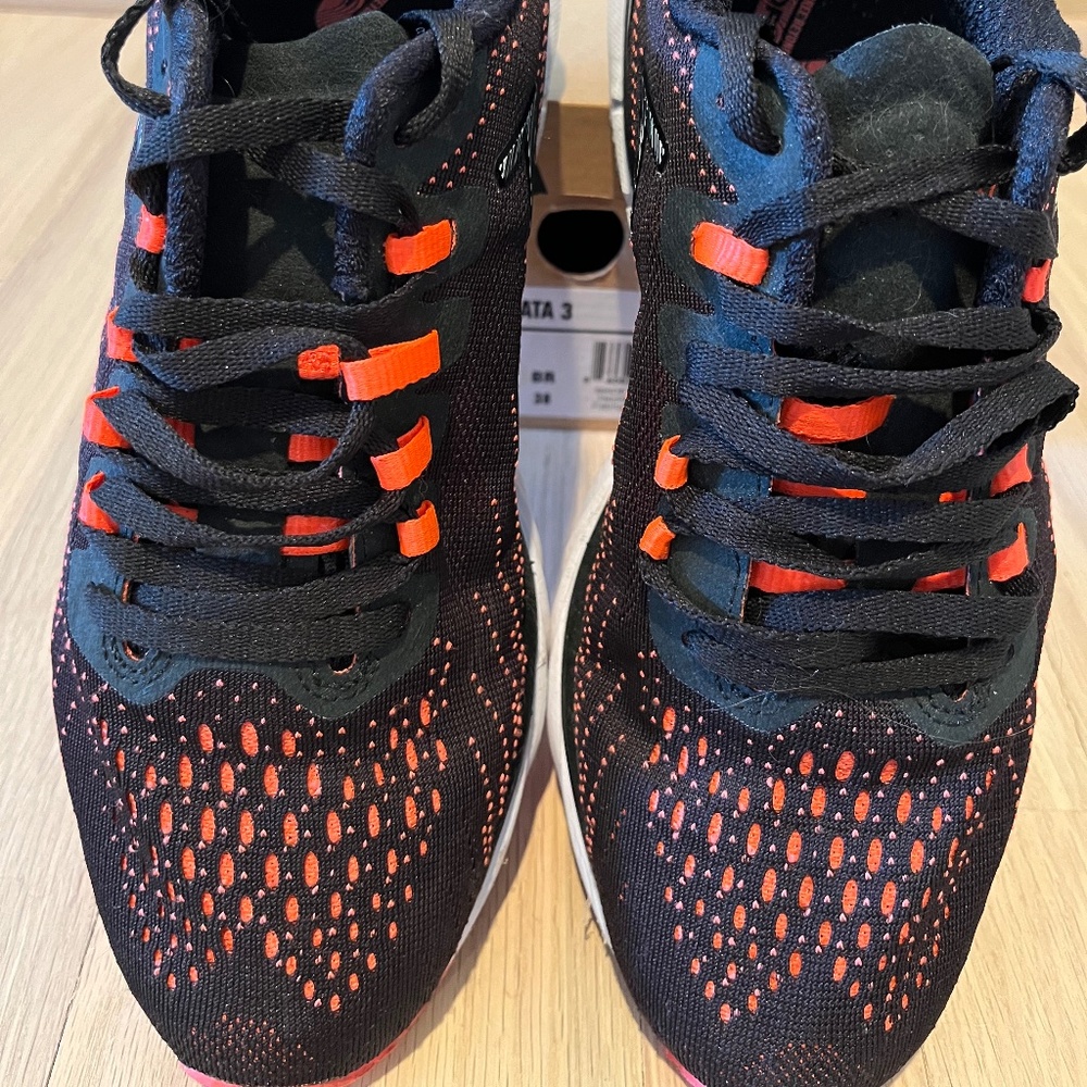 Women’s 8.5 361 Strata 3